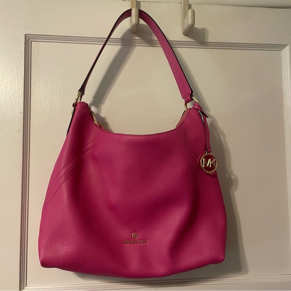 MICHAEL Michael Kors Handbags - Michael Kors leather pink bag